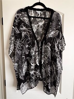 Motherhood maternity duster sheer black white floral l/xl
